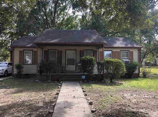 235 W 18th St, Yazoo City, MS 39194