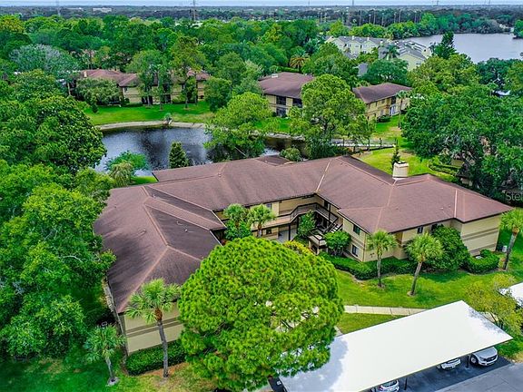5th image of 2679 Sabal Springs Cir APT 204