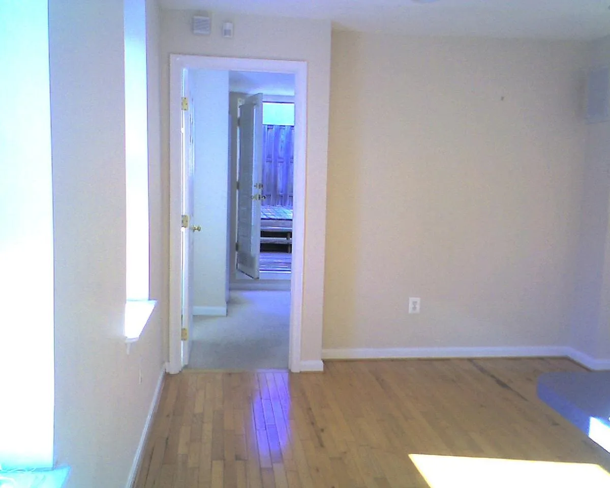2 bed, 1000 sqft, $1,950 — Photo 3