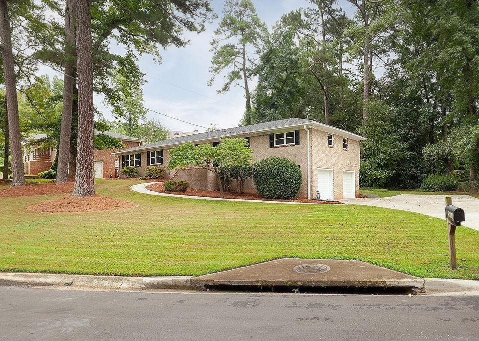1st image of 3841 Rena Ln SE