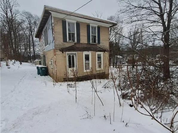 27 E Main St, Gainesville, NY 14066