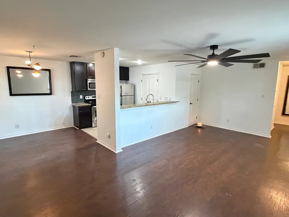 6700 Cooper Ln
