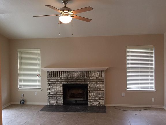 4th image of 222 Appaloosa Dr