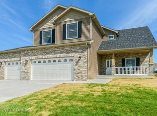 1650 Eagle Bluff Dr, Bourbonnais, IL 60914