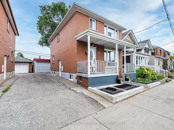 3rd image of 665 Jane St