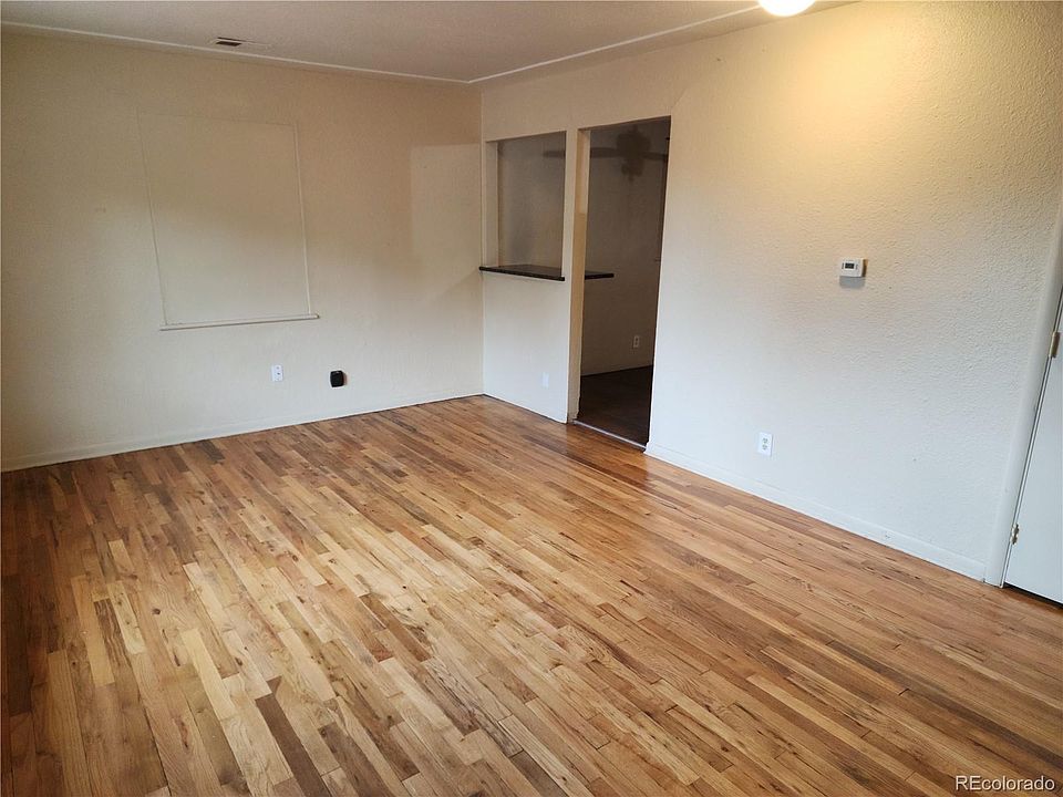 2nd image of 1373 S Quieto Court