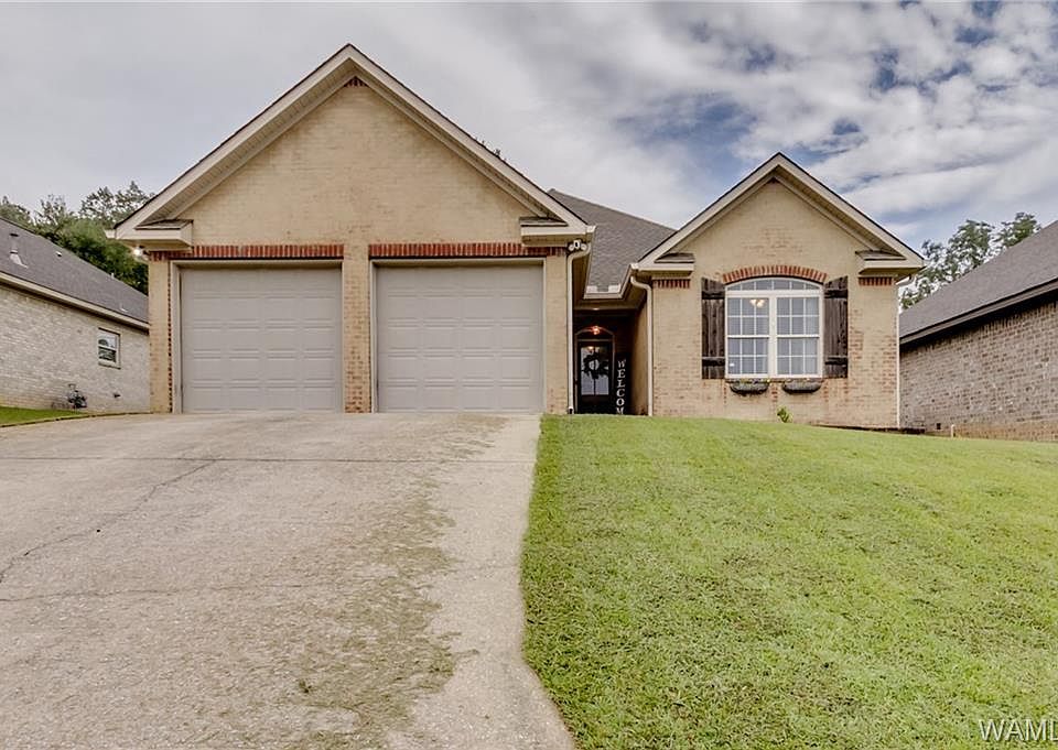 1st image of 5445 Moores Cir