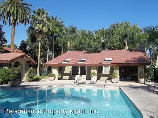 3rd image of 2909 E Huntington Blvd #135