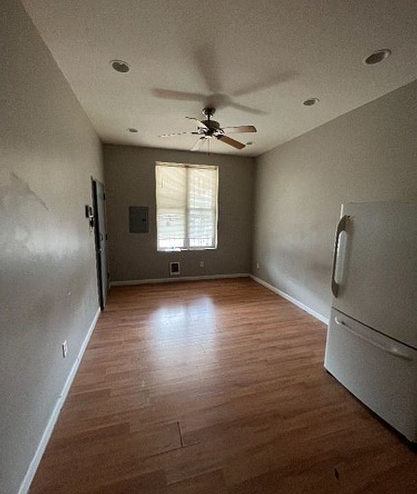 2nd image of 3456 Frankford Ave #11017436