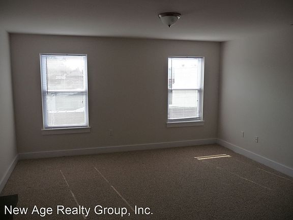 5th image of 529 N Budd St #3