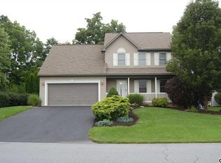 27 Weaverland Dr #L-0016, Fredericksburg, PA 17026