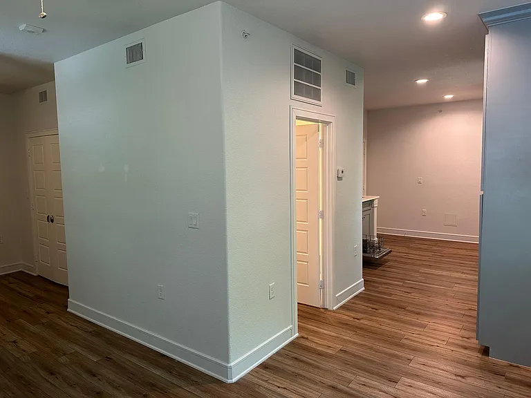 116 Hann St #15 — Photo 13
