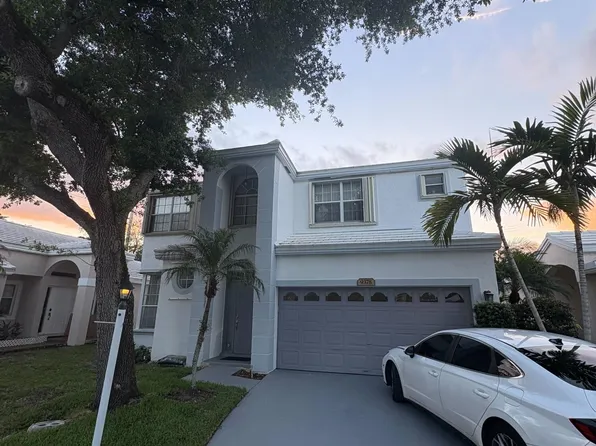 9378 NW 8th Circle, Plantation, FL 33324