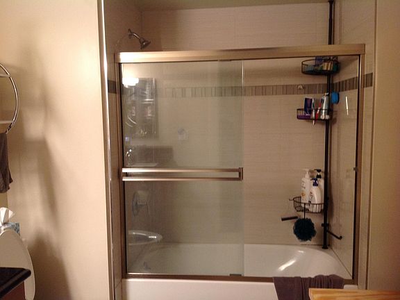 5th image of 5838 Gregory Ave #102