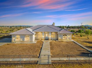 10490 Joshua St, Oak Hills, CA 92344