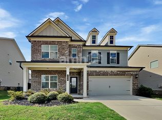 146 Cottontail Ln, Loganville, GA 30052