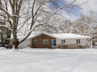 2490 Fairgrove St, Kalamazoo, MI 49009