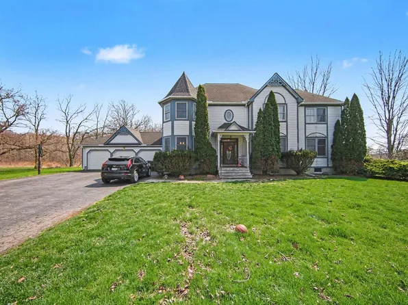 5207 Turnberry Ct, Tecumseh, MI 49286