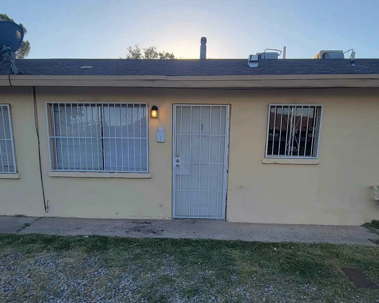 1 bed, 500 sqft, $650 — Photo 1