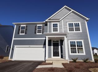 152 Sienna Glenn Dr, Lewis Center, OH 43035