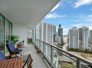 90 SW 3rd St APT 3211, Miami, FL 33130