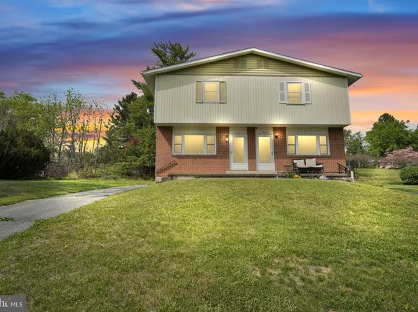 7952 Jefferson St, Hummelstown, PA 17036