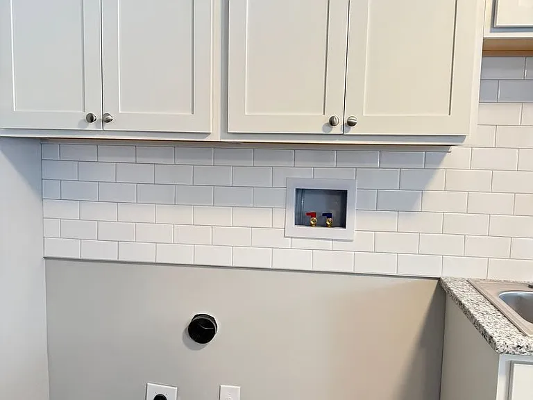 309 Lesher Dr — Photo 8