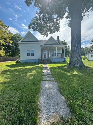 27 Ashland Ave Photo 1