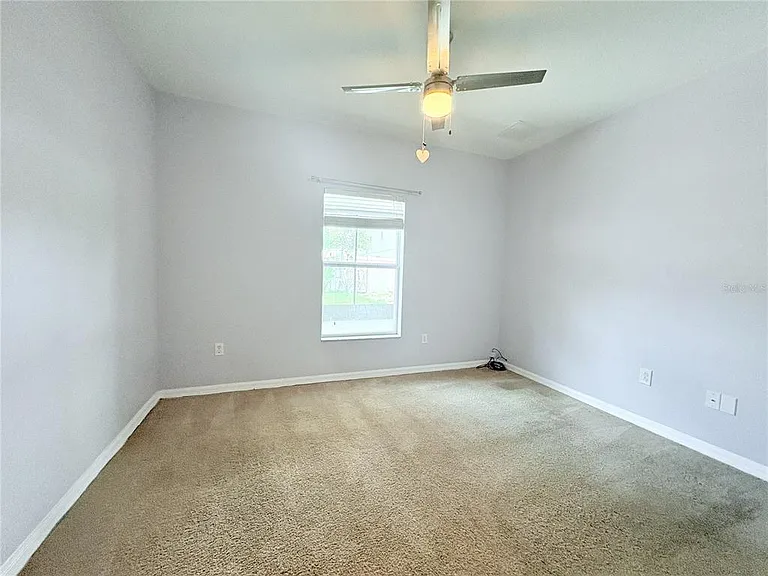 4935 Reflecting Pond Cir — Photo 16