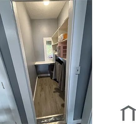 2 bed, $2,000 — Photo 3