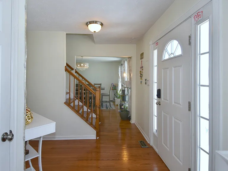 4008 Claridon Dr — Photo 6