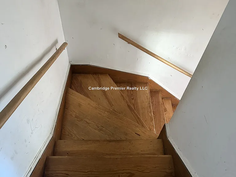 175 Boston Ave #2 — Photo 9