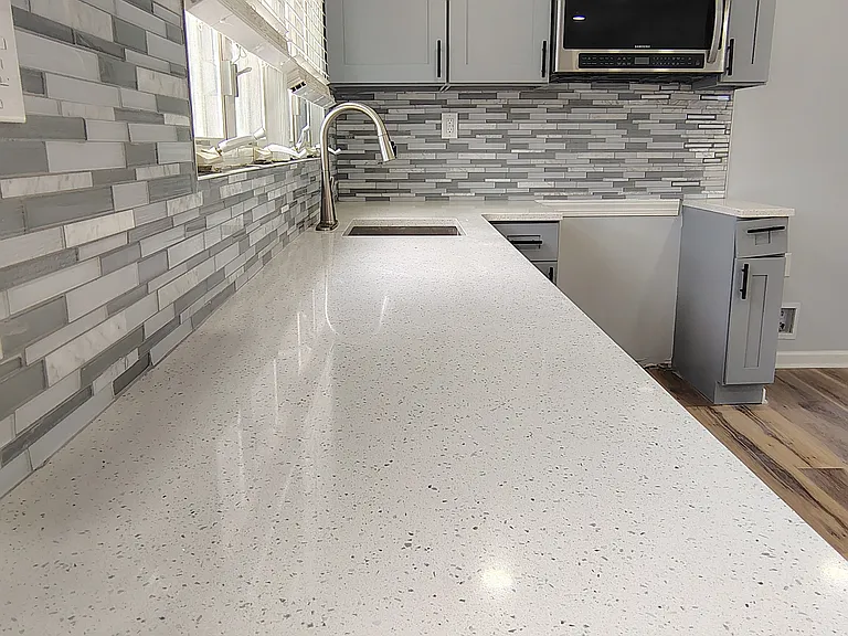 1000 Main Ave — Photo 7