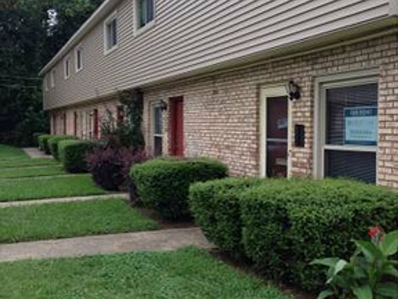 2nd image of 340 Bradford Dr #32