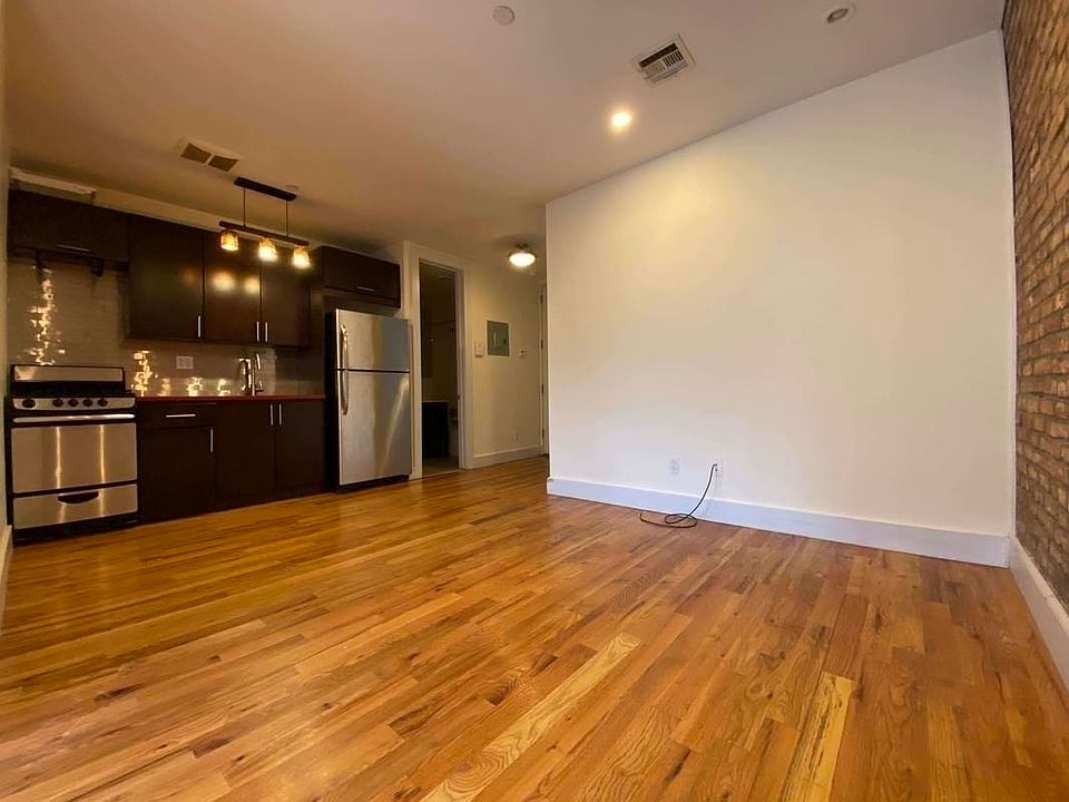 1st image of 469 Park Pl #201