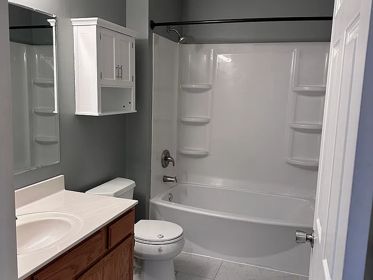 118 Glenstone Ct — Photo 19