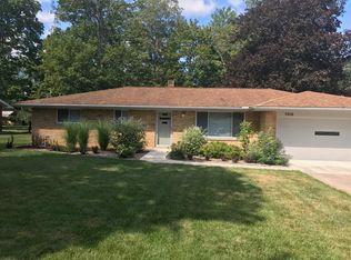 5016 Evergreen Dr, North Olmsted, OH