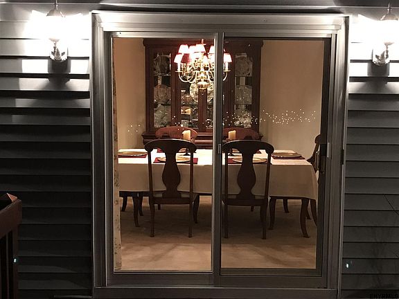 5th image of 41 Rolling Brook Dr