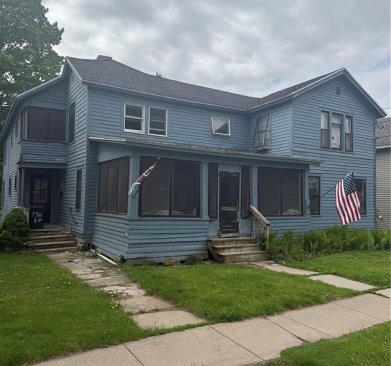 1st image of 27 Bridge St