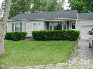 200 W Parkside Dr, Washburn, IL 61570