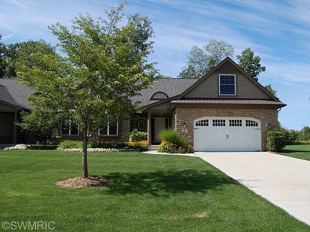 1st image of 12093 Tullymore Dr #4