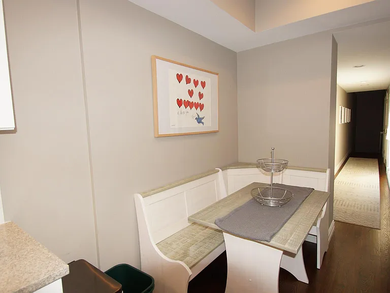 1308 N Lasalle St #4 — Photo 8