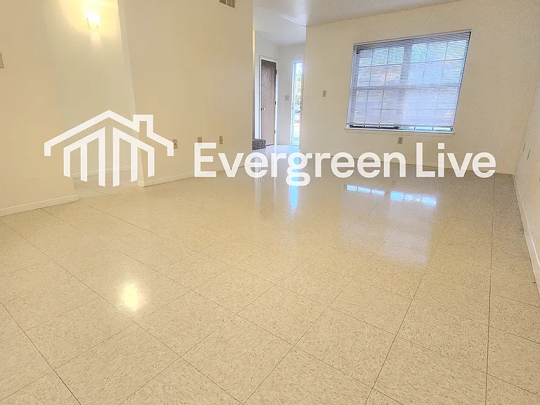 128 Fireball Dr — Photo 4