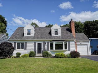 17 Briggs Ave, Fairport, NY 14450