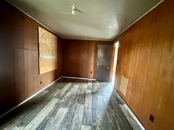 2nd image of 718 N 18th St