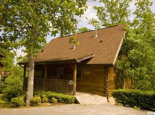 2916 Eagles Ridge Way, Pigeon Forge, TN 37863