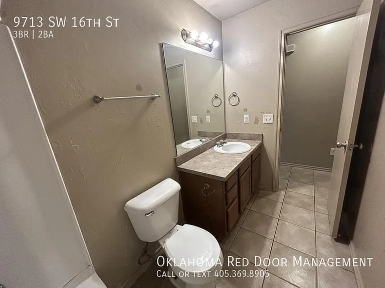 9713 SW 16th St — Photo 4