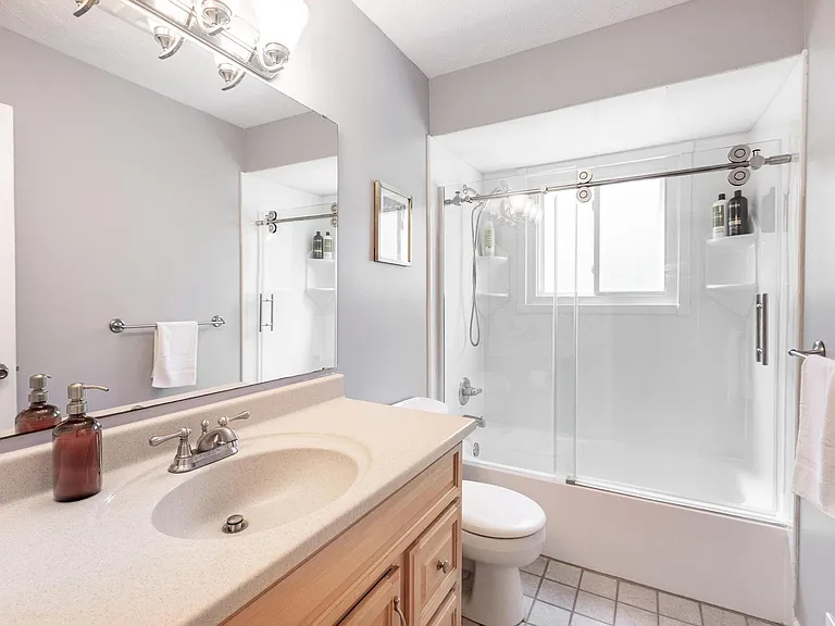 8777 Rushside Dr — Photo 21