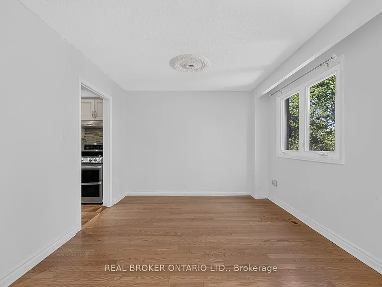 109 Robert Hicks Dr — Photo 7