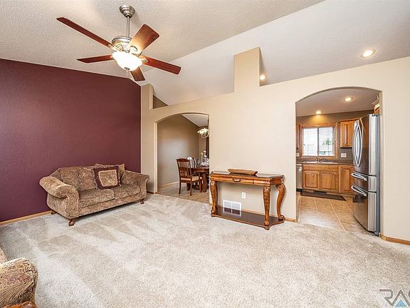 4th image of 5009 S Arden Ave